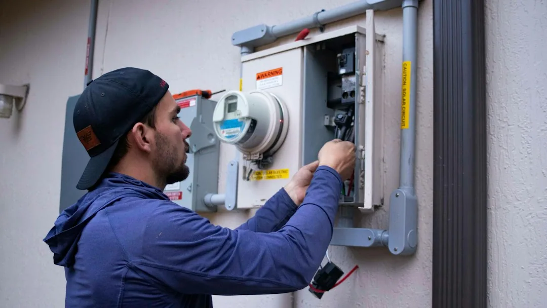 Energy Flow Electric, Inc. at work in Arlington, WA